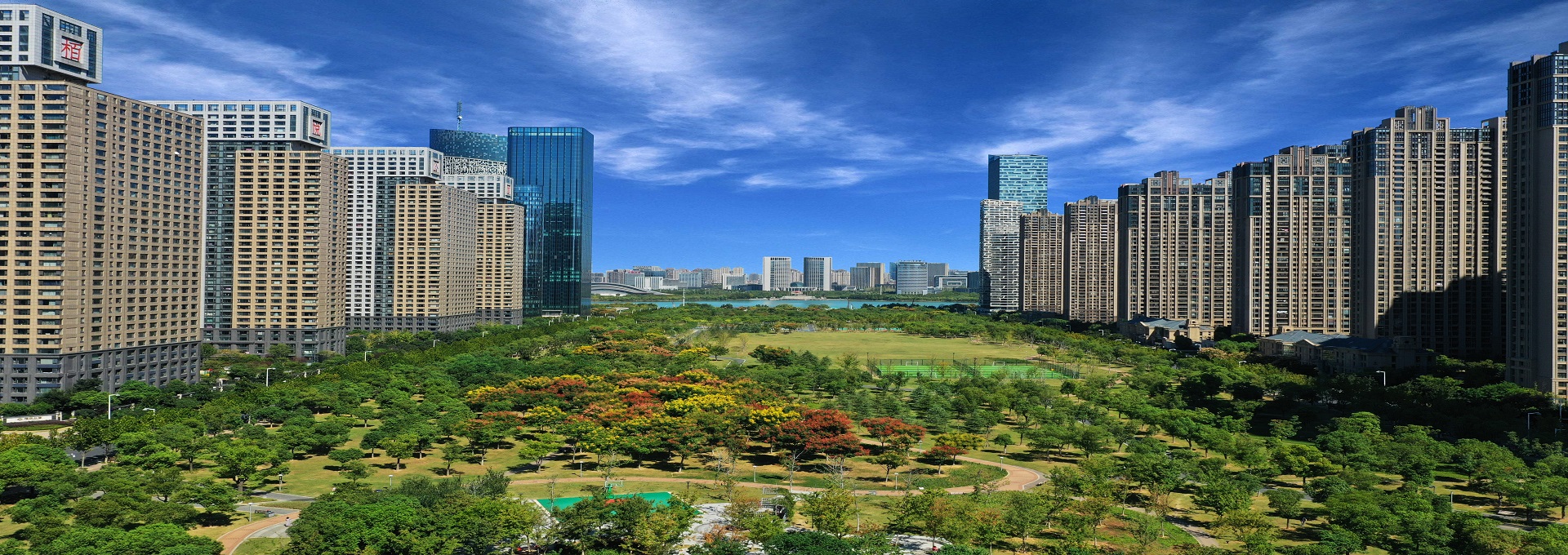 俯水枕石游魚出聽；臨流枕石化蝶忘機(jī)。